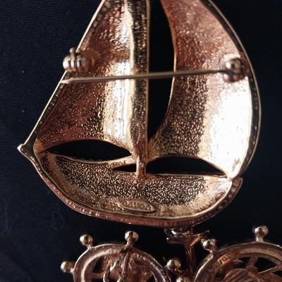 SAILING-RED WHITE & BLUE DESIGNER AND FASHION JEWELRY