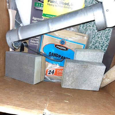 LARGE VARIETY OF PAINTING ITEMS