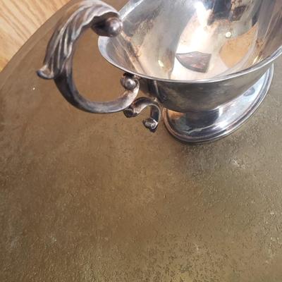 Gravy dish vintage no marking