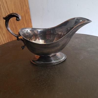 Gravy dish vintage no marking