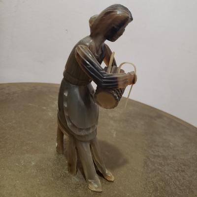 Hand carved figuring woman