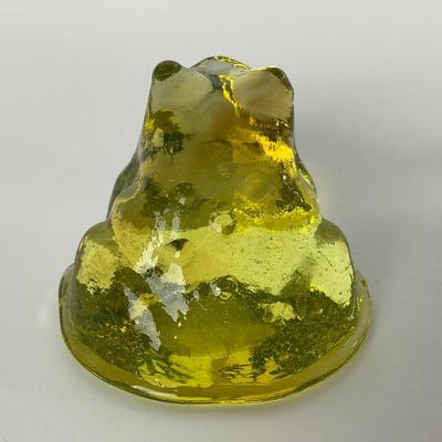 -8- URANIUM | Glass Yellow Frog