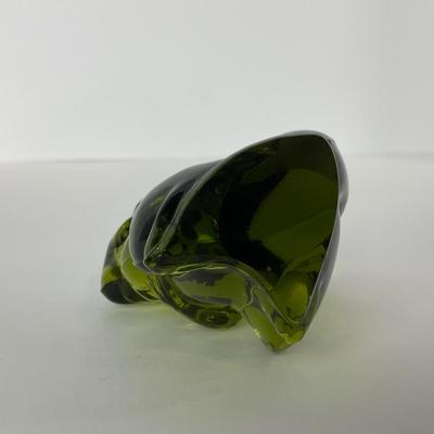 -10- FOSTORIA | Sitting Olive Green Squirrel
