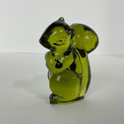-10- FOSTORIA | Sitting Olive Green Squirrel