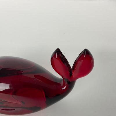 -19- VIKING | Ruby Red Glass Whale