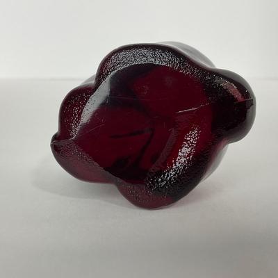 -23- HEISEY | By Dalzell Imperial Marked Ruby Red Baby Rabbits