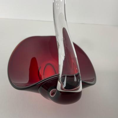 -30- SWAN | Duncan Miller Red Swan