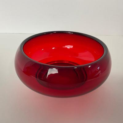 -50- VIKING | Mid Century Ruby Red Long Tail Bird | Candy Dish