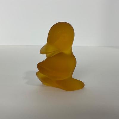 -77- FOSTORIA | Crystal Frosted Amber Momma Duck & Ducklings