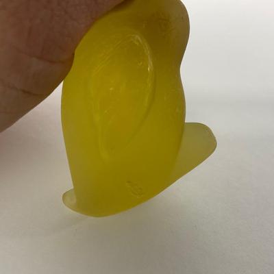 -81- HEISEY | By Imperial Frosted Sunshine Yellow Wood Ducklings