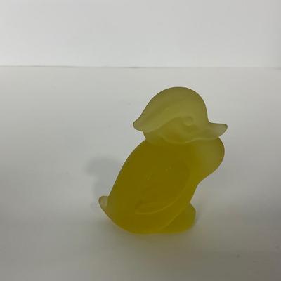 -81- HEISEY | By Imperial Frosted Sunshine Yellow Wood Ducklings
