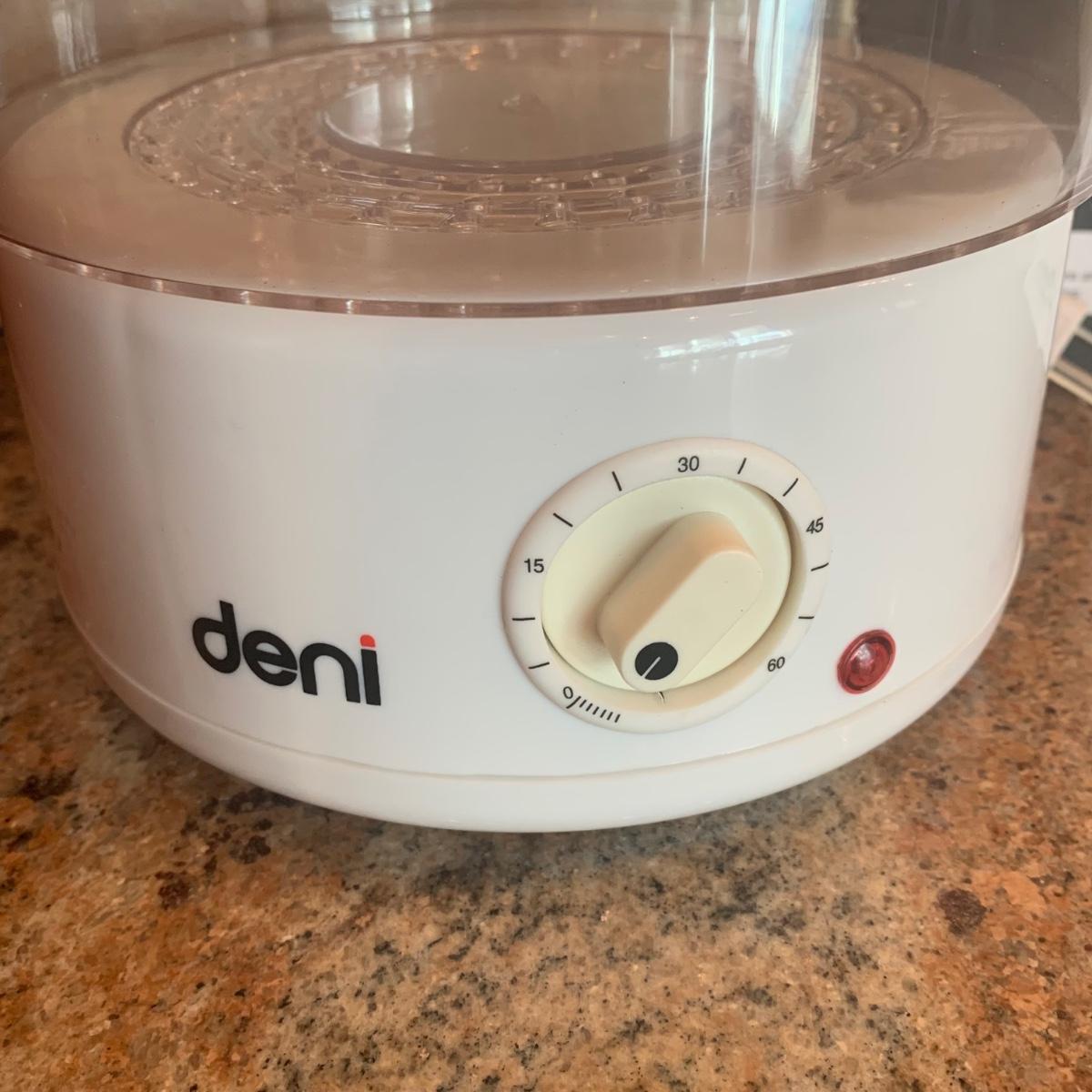 LOT 123R: Deni Steam Cooker Model#7620, Grater, Temptations Trivets ...