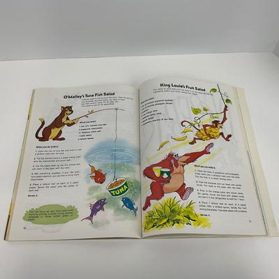 -13- BOOK | Vintage Walt Disneys Mickey Mouse Cookbook