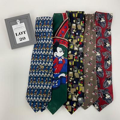 -20- VINTAGE | Mickey Mouse Adult Ties
