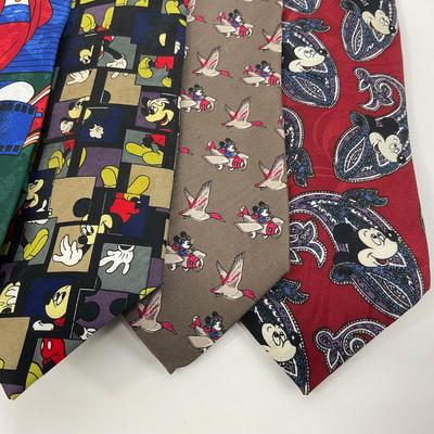 -20- VINTAGE | Mickey Mouse Adult Ties