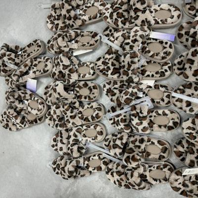 14 Pairs Leopard Cheetah Slipper TS09 Womenâ€™s Target Shoes - Brand New ShelfPull