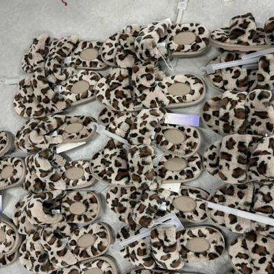 14 Pairs Leopard Cheetah Slipper TS09 Womenâ€™s Target Shoes - Brand New ShelfPull