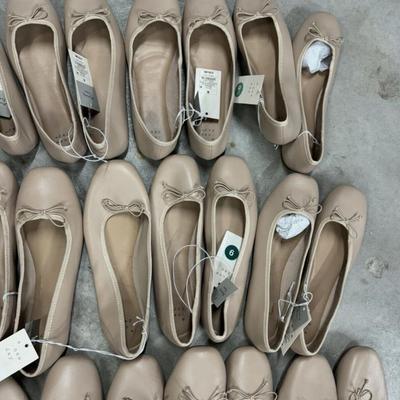 Massive FLIPPER TS07 Womenâ€™s Target Shoes - Brand New Shelf Pulls - Huge $$$