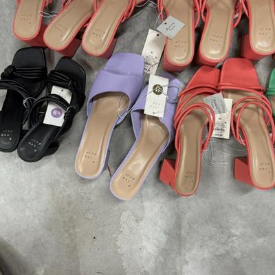 Flipper Bundle TS02 Womenâ€™s Target Shoes - Brand New Shelf Pulls- 12 Pairs