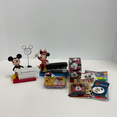 -26- STATIONARY | Mickey Mouse Misc. Desk & Stationary Items