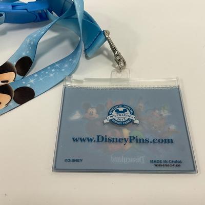 -28- COLLECTIBLE | Mickey Mouse Disney Lanyards & Pins