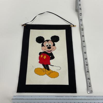 -32- CRAFT | Cross Stich Mickey Mouse Artwork