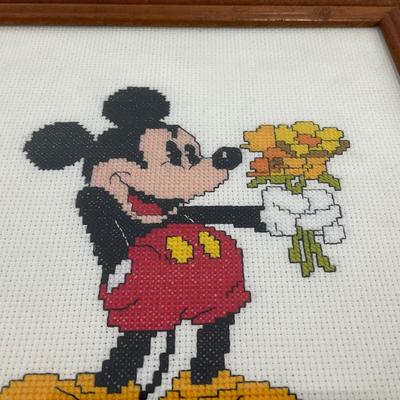 -32- CRAFT | Cross Stich Mickey Mouse Artwork