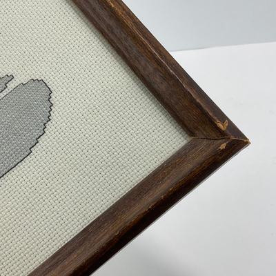 -32- CRAFT | Cross Stich Mickey Mouse Artwork