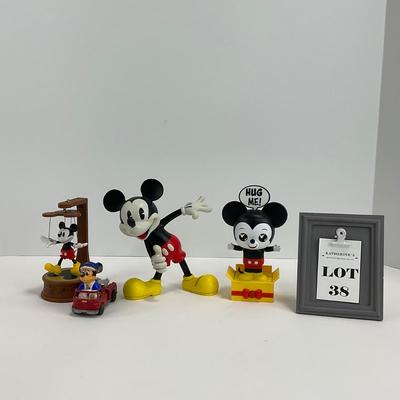 -38- TOY | Miscellaneous Mickey Mouse Figures