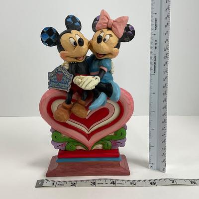 -41- ENESCO | Jim Shore â€œHeart To Heartâ€ Figure