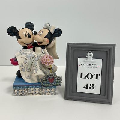 -43- ENESCO | Jim Shore â€œCongratulationsâ€ Figure