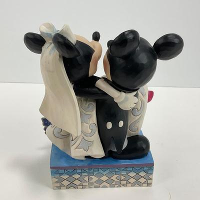 -43- ENESCO | Jim Shore â€œCongratulationsâ€ Figure