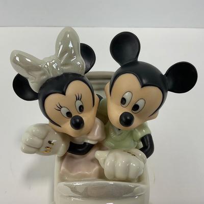 -49- LENOX | â€œMickeys Moonlight Driveâ€ Figure
