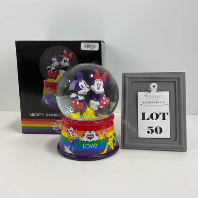 -50- COLLECTIBLE | Mickeys Rainbow Snow Globe