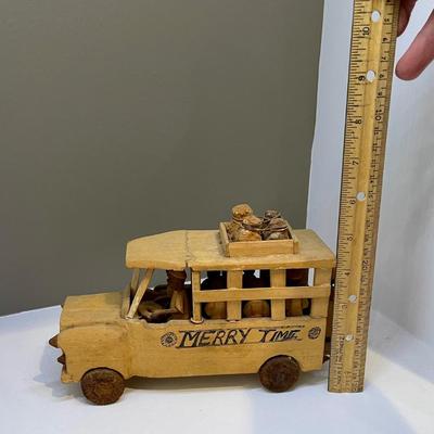 African carved schoolbus