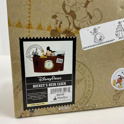-57- CLOCK | Disney World Mickey Mouse Sleeping Wood Desk Clock