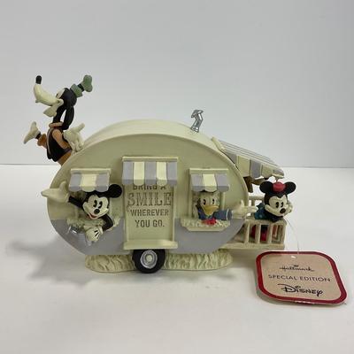 -58- HALLMARK | Disney Mickey Mouse & Friends Camper â€œBring A Smile RV Motorhomeâ€