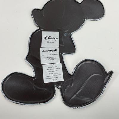 -62- COLLECTIBLE | Mickey Mouse Signs