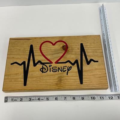 -63- COLLECTIBLE | Mickey & Disney Wood Signs
