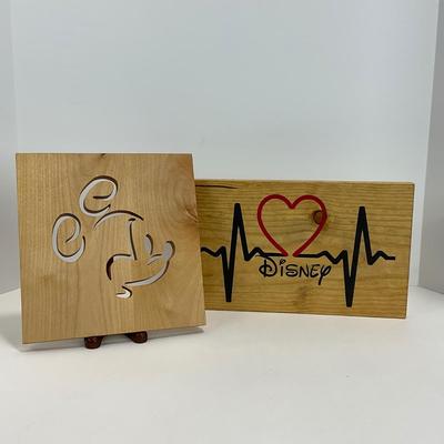 -63- COLLECTIBLE | Mickey & Disney Wood Signs