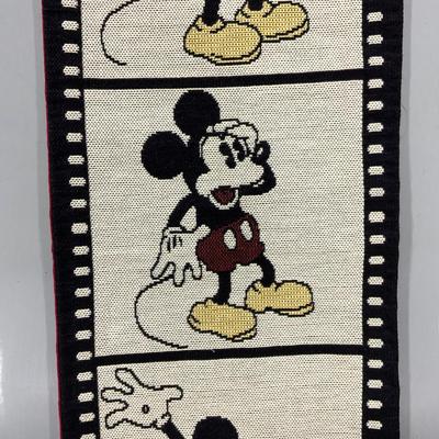 -66- DECOR | Mickey Mouse Tapestry