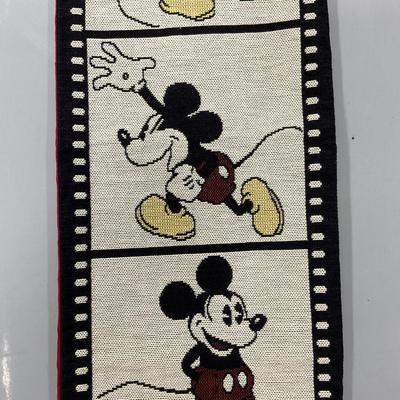 -66- DECOR | Mickey Mouse Tapestry