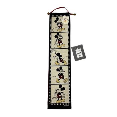 -66- DECOR | Mickey Mouse Tapestry