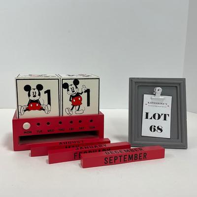 -68- COLLECTIBLE | Mickey Mouse Adjustable Perpetual Calendar