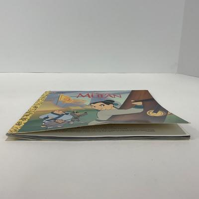 -69- COLLECTIBLE | Disney Reading Material