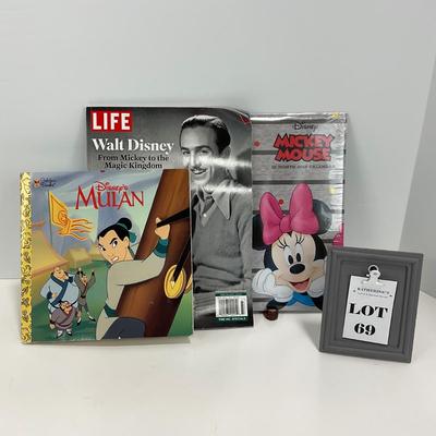 -69- COLLECTIBLE | Disney Reading Material
