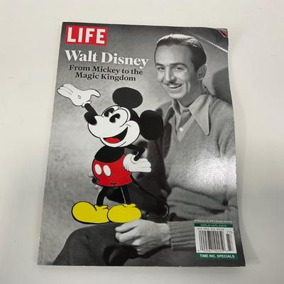 -69- COLLECTIBLE | Disney Reading Material
