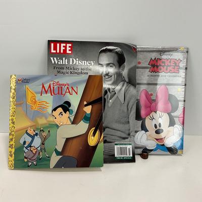 -69- COLLECTIBLE | Disney Reading Material
