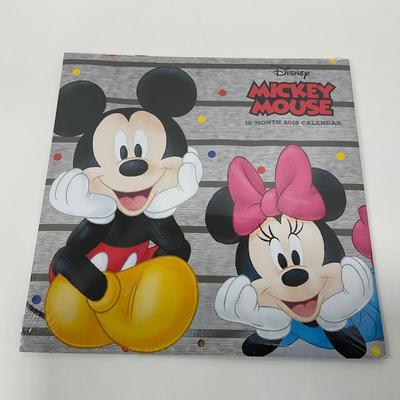-69- COLLECTIBLE | Disney Reading Material