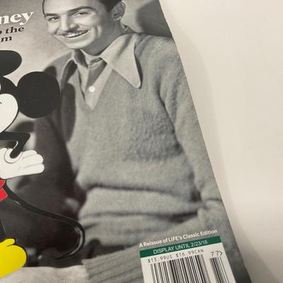 -69- COLLECTIBLE | Disney Reading Material